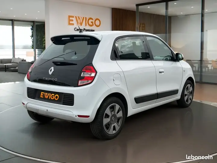 Renault Twingo 2019 photo 2