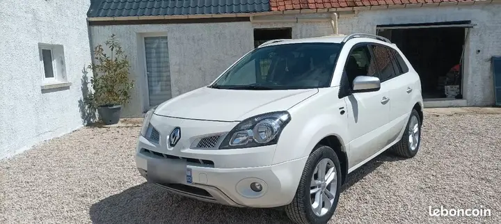 Renault Koleos 2011 photo 2