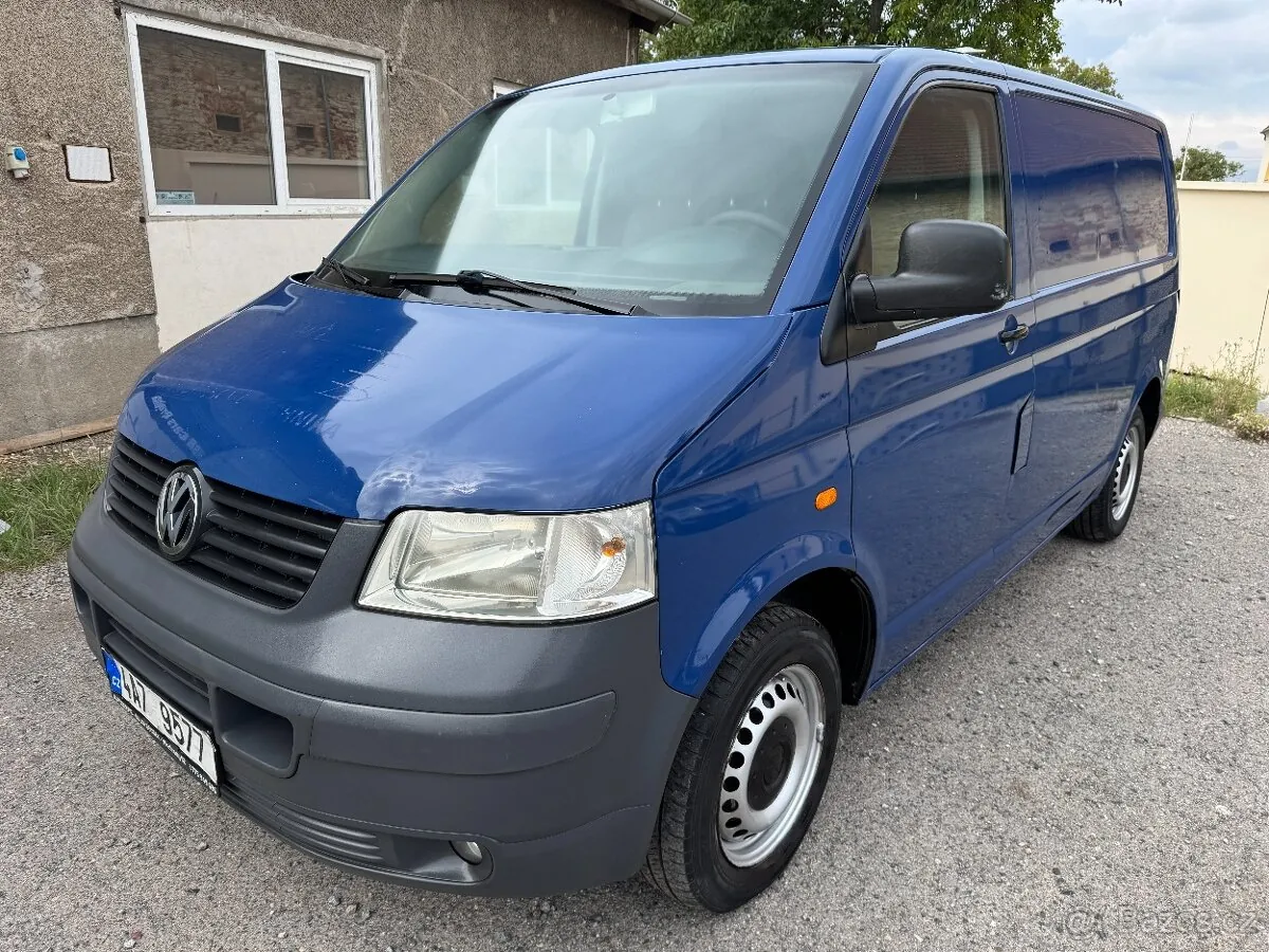 Volkswagen Transporter T5 2005 photo 3
