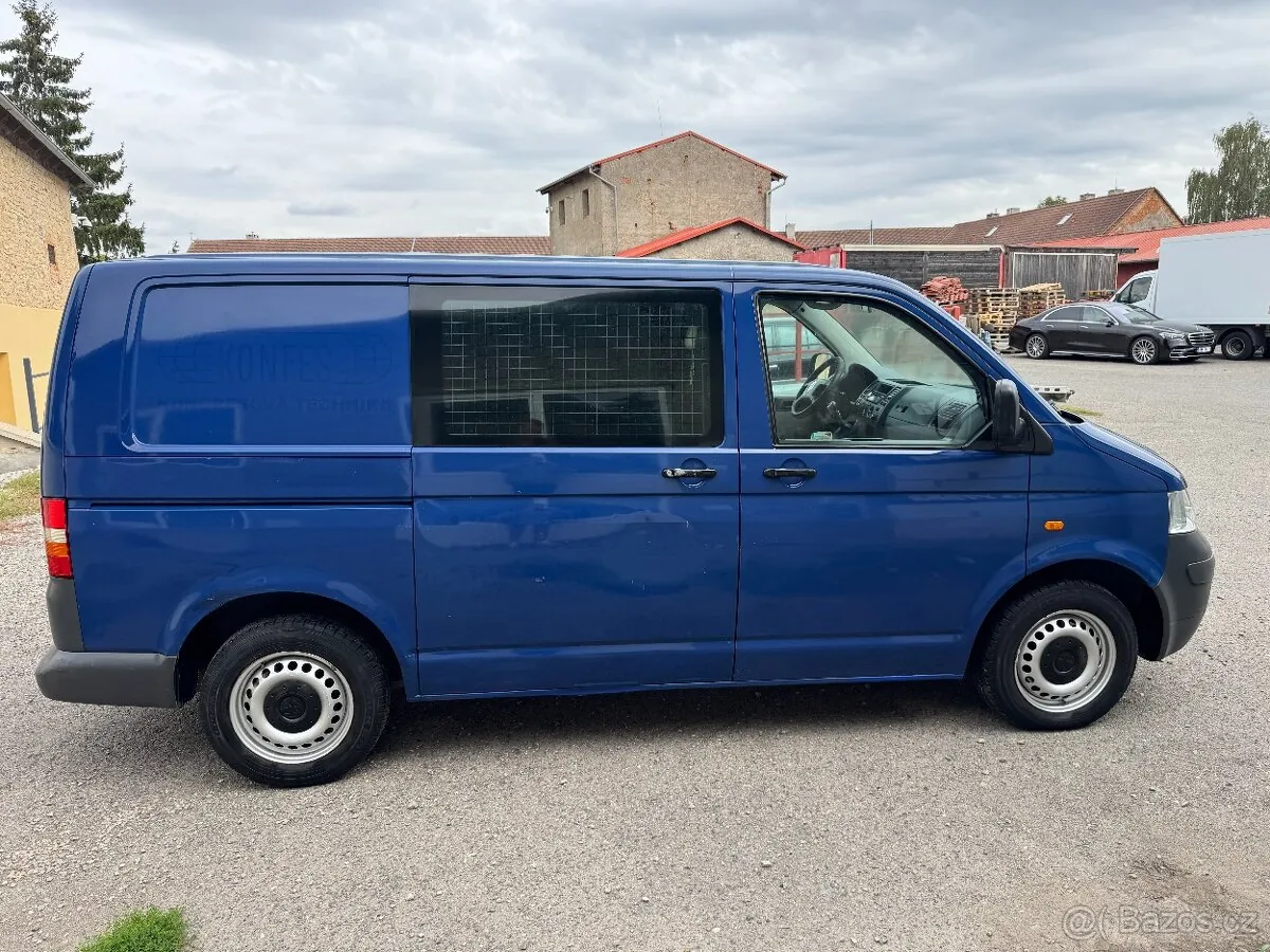 Volkswagen Transporter T5 2005 photo 4