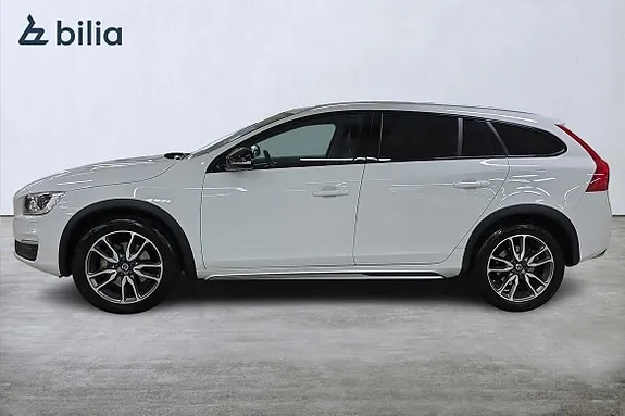 Volvo V60 Cross Country 2018 photo 3