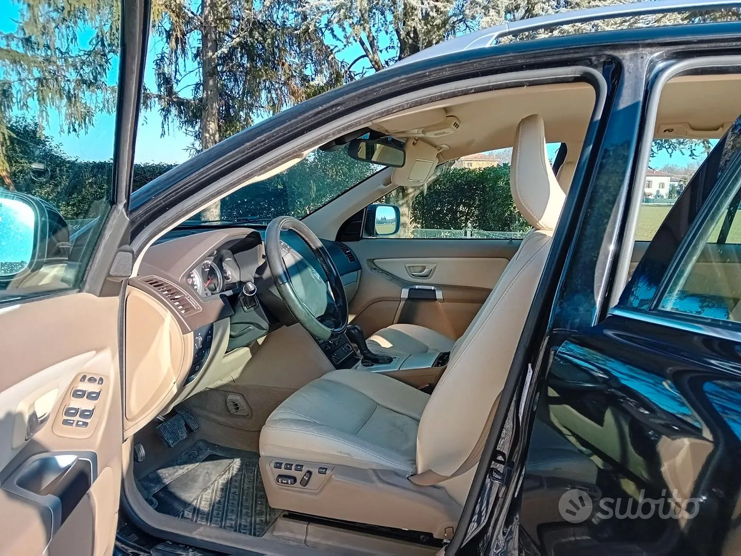Volvo Xc90 2012 photo 3