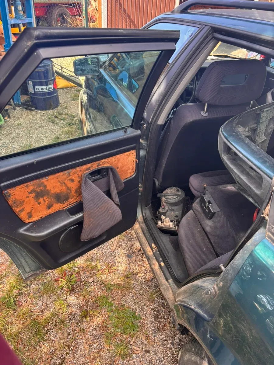 Audi 80 1992 photo 3