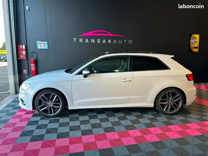 Audi S3 2017 photo 2