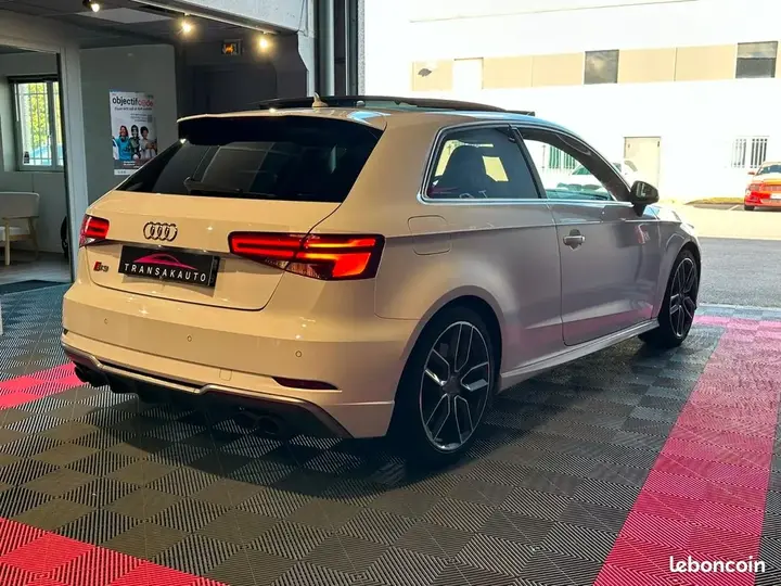 Audi S3 2017 photo 4
