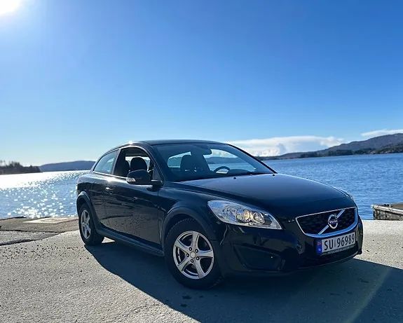 Volvo C30 2010 photo 2