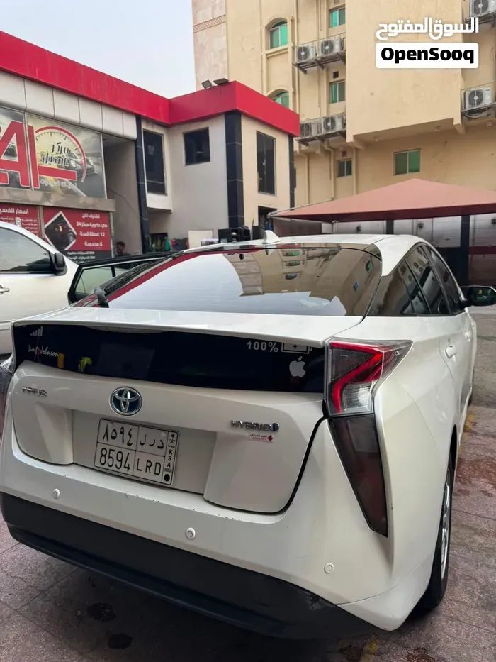 Toyota Prius 2017 photo 3