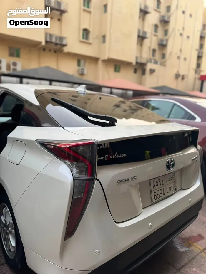 Toyota Prius 2017 photo 4