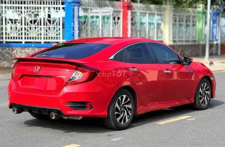 Honda Civic 2018 photo 5