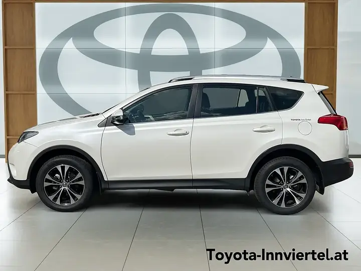 Toyota Rav4 2014 photo 2