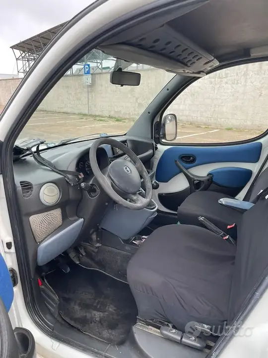 Fiat Doblo 2006 photo 4