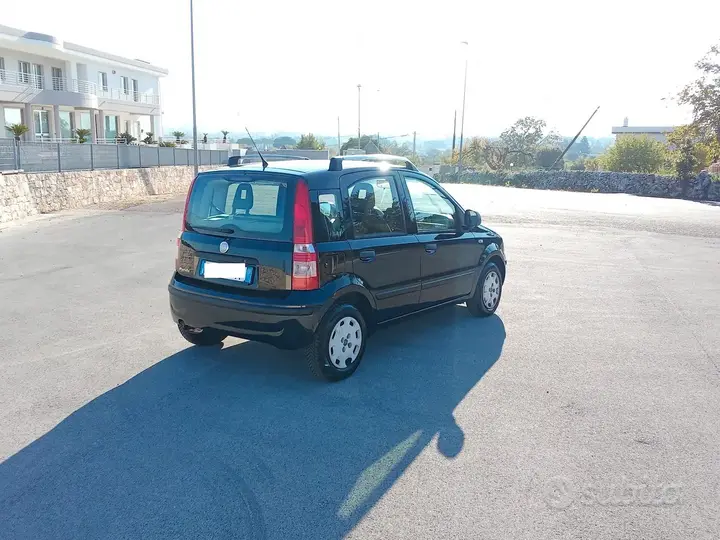 Fiat Panda 2011 photo 2