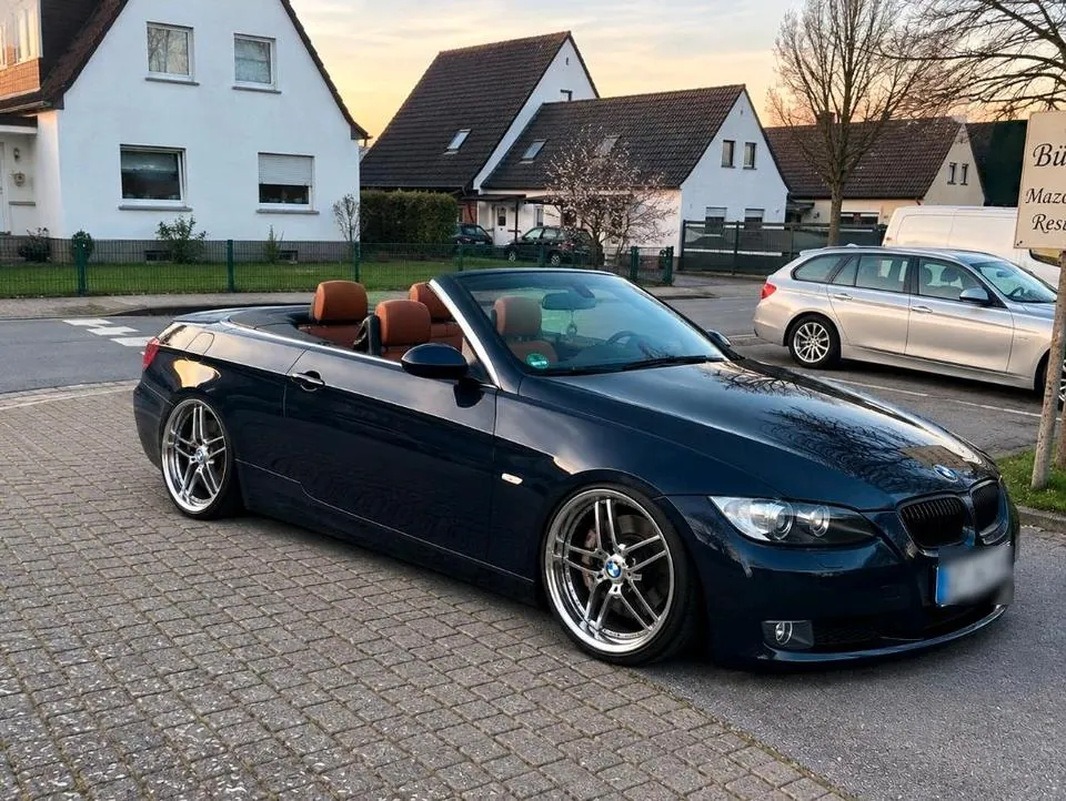 BMW E93