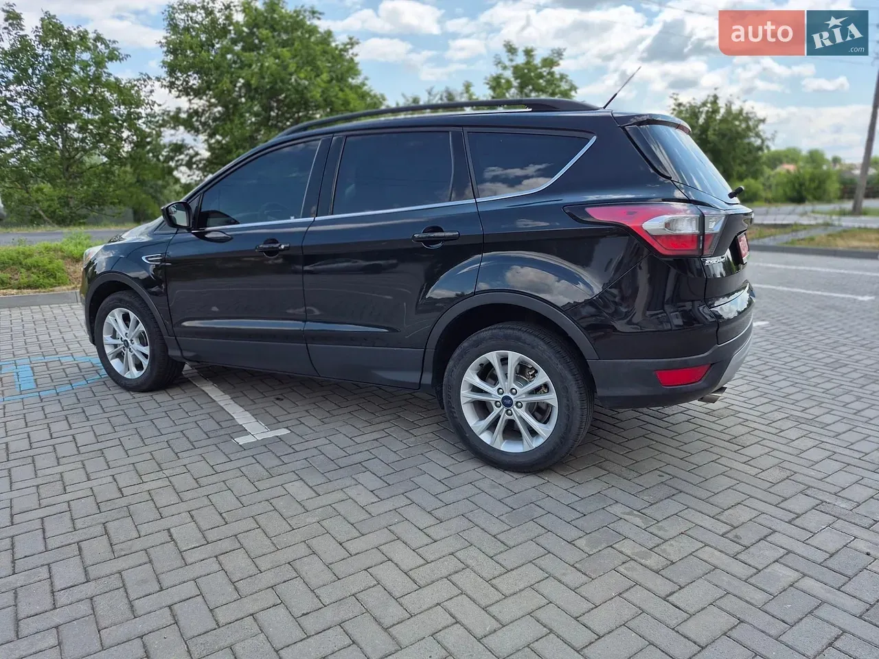 Ford Escape 2018 photo 4