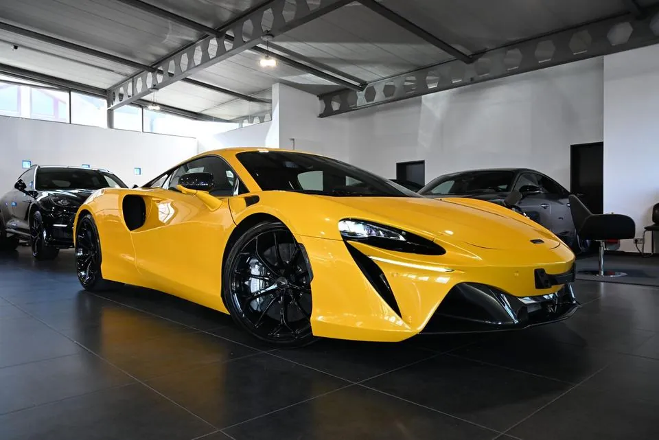 Mclaren Artura