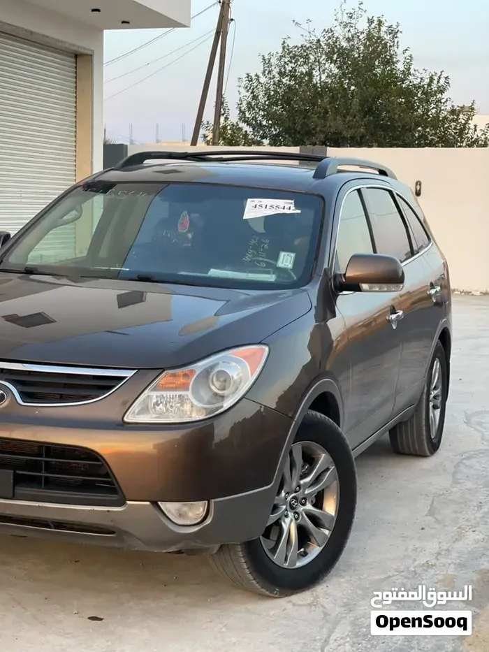 Hyundai Santa Fe 2012 photo 4