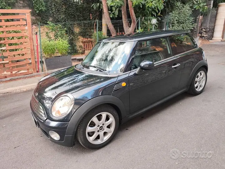 Mini One 2007 photo 2