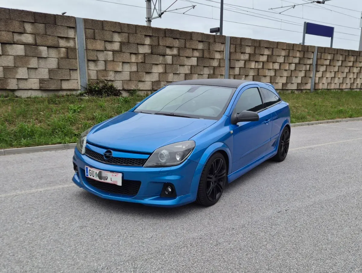 Opel Astra 2006 photo 2
