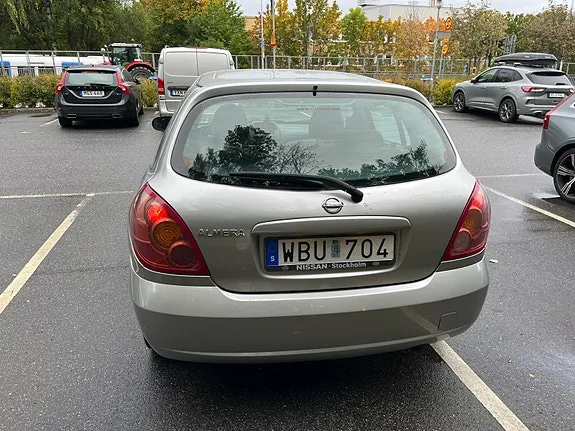 Nissan Almera 2005 photo 3