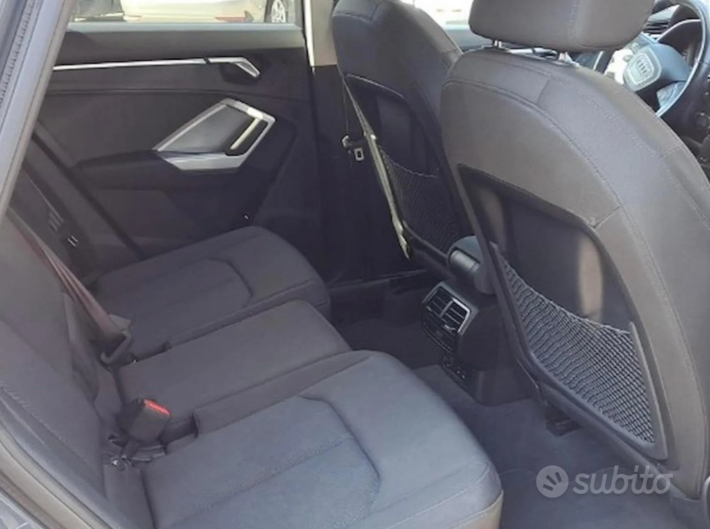 Audi Q3 2022 photo 3