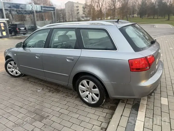 Audi A4 2005 photo 4