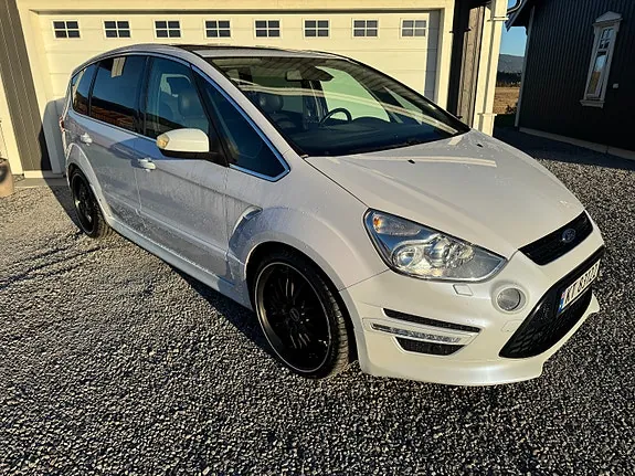 Ford S-Max 2012 photo 2