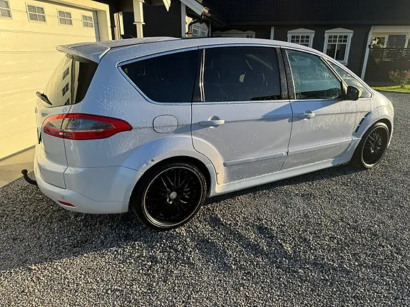 Ford S-Max 2012 photo 5