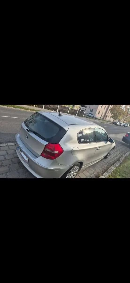 BMW 1 Series 2008 photo 2