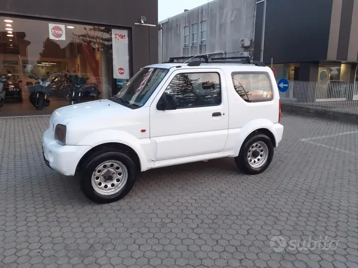 Suzuki Jimny 2002 photo 3
