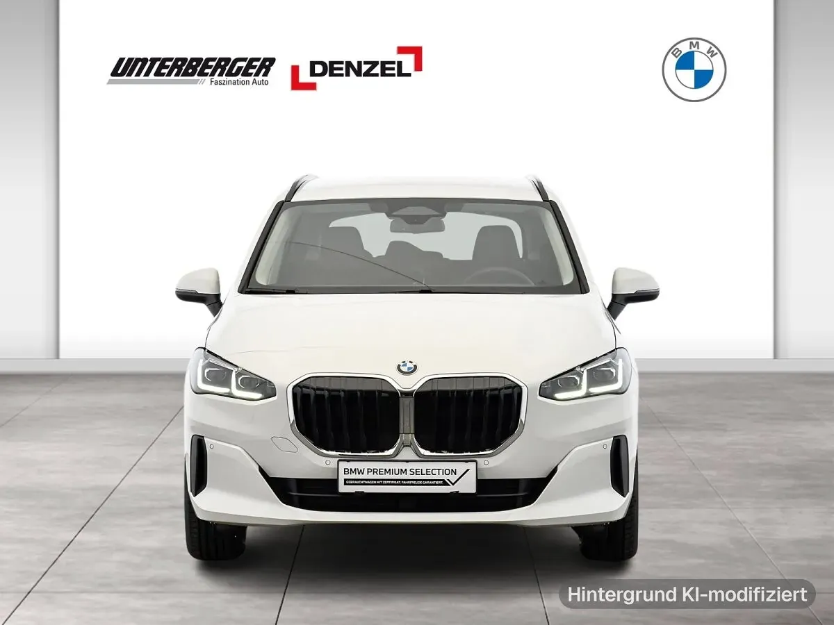 BMW 2 Series 2024 photo 2
