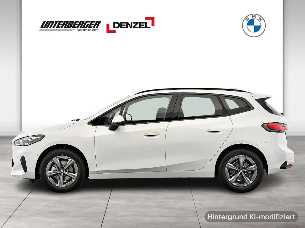 BMW 2 Series 2024 photo 3