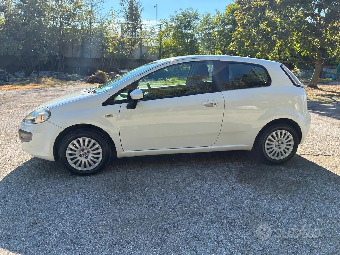 Fiat Punto Evo 2011 photo 5