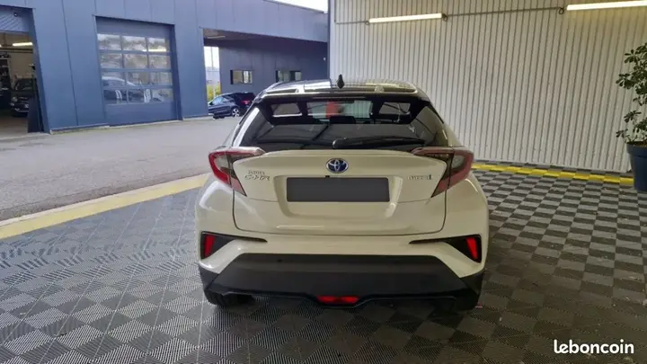 Toyota C-Hr 2019 photo 5