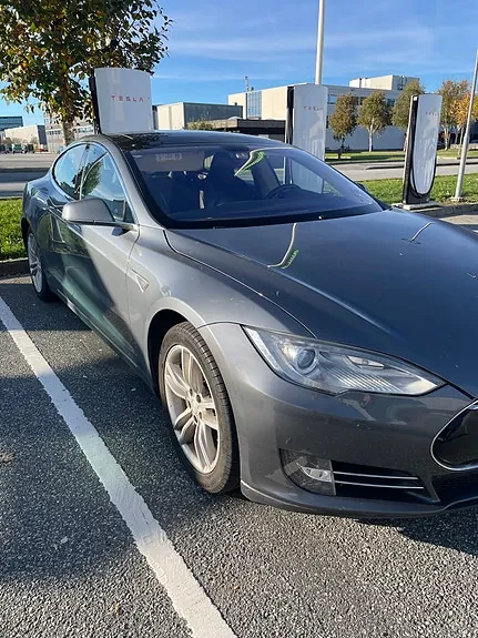 Tesla Model S 2013 photo 5