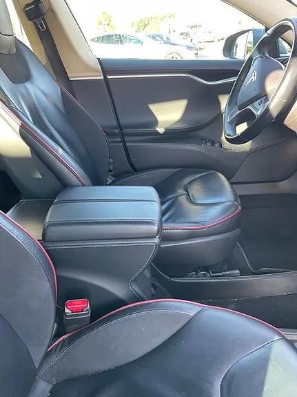 Tesla Model S 2013 photo 3