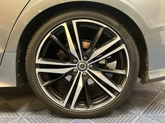 Volvo V60 2019 photo 4