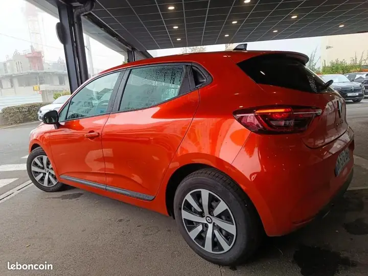 Renault Clio 2023 photo 4