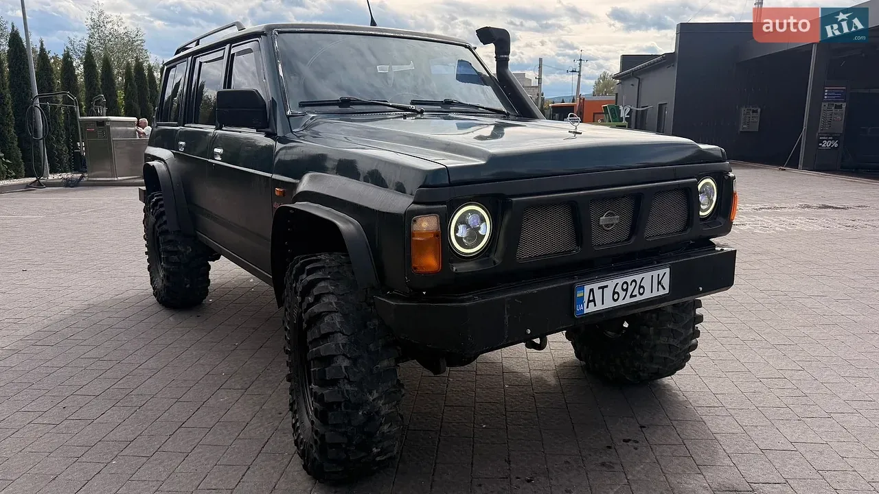 Nissan Patrol 1993 photo 4