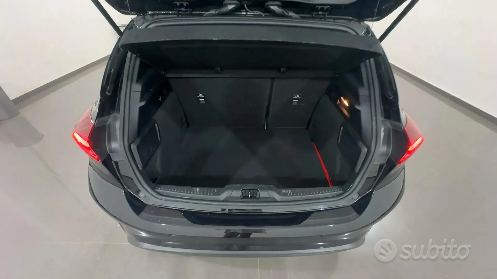Ford Focus 2025 photo 4