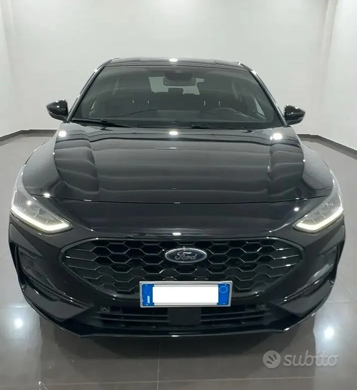 Ford Focus 2025 photo 3