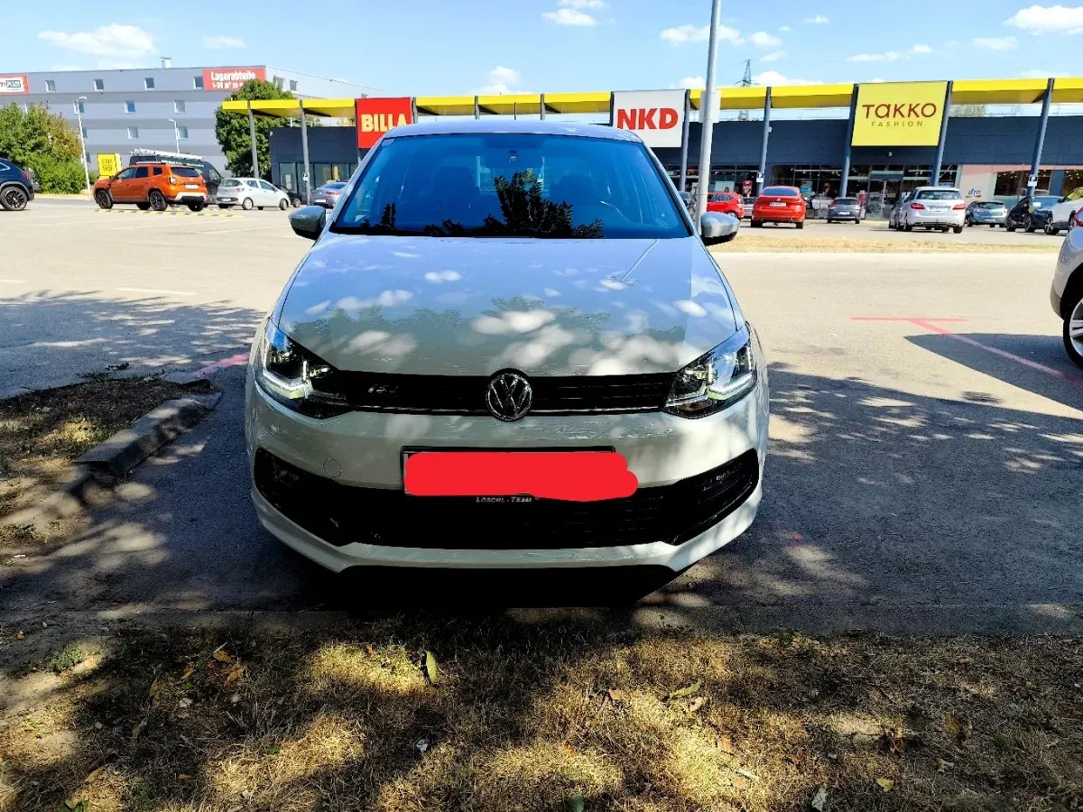 Volkswagen Polo 2015 photo 3