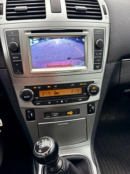 Toyota Avensis 2012 photo 5