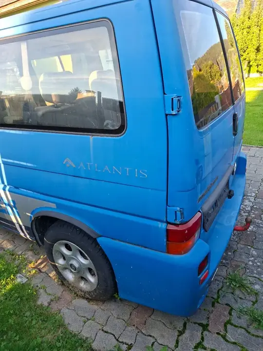 Volkswagen T4 1998 photo 2