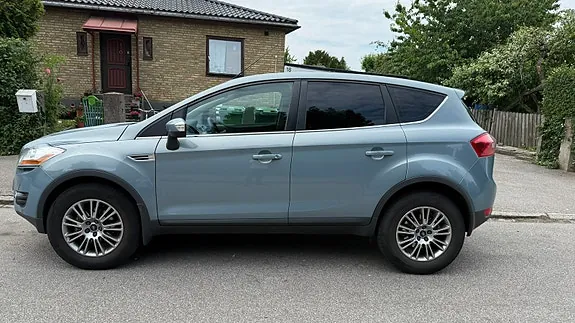 Ford Kuga 2010 photo 3