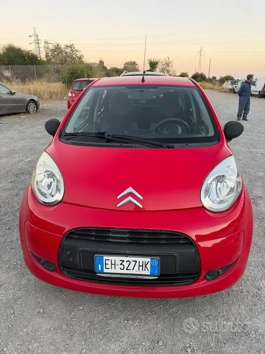 Citroen C1 2011 photo 2
