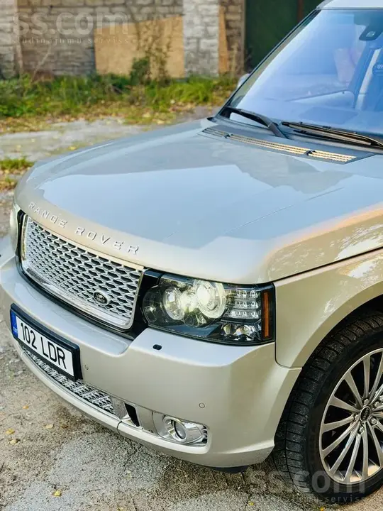 Land Rover Range Rover 2011 photo 2