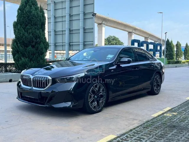 BMW I5