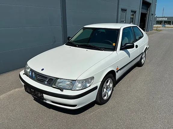 Saab 9-3 2000 photo 2