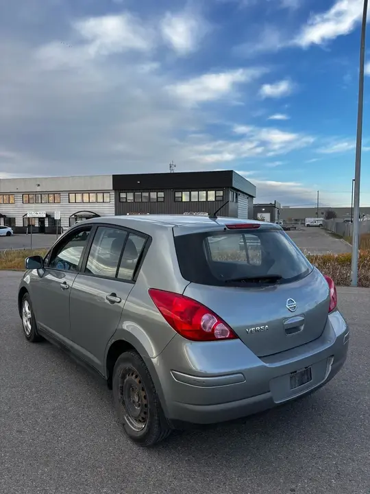 Nissan Versa 2008 photo 4