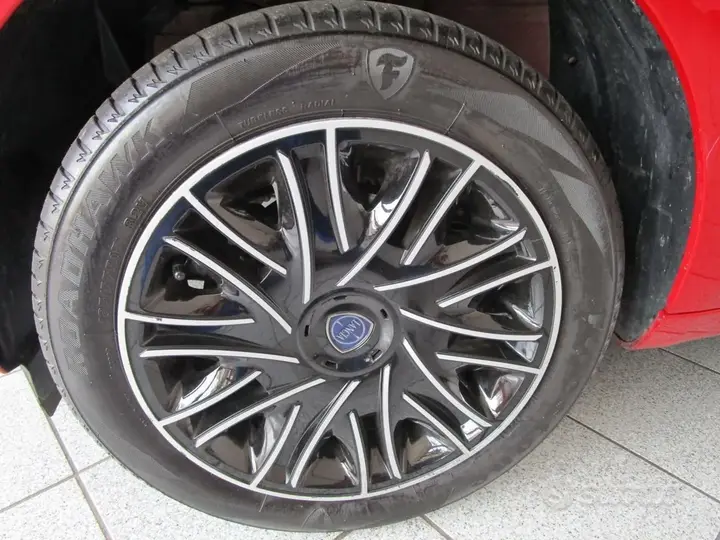 Lancia Ypsilon 2023 photo 5